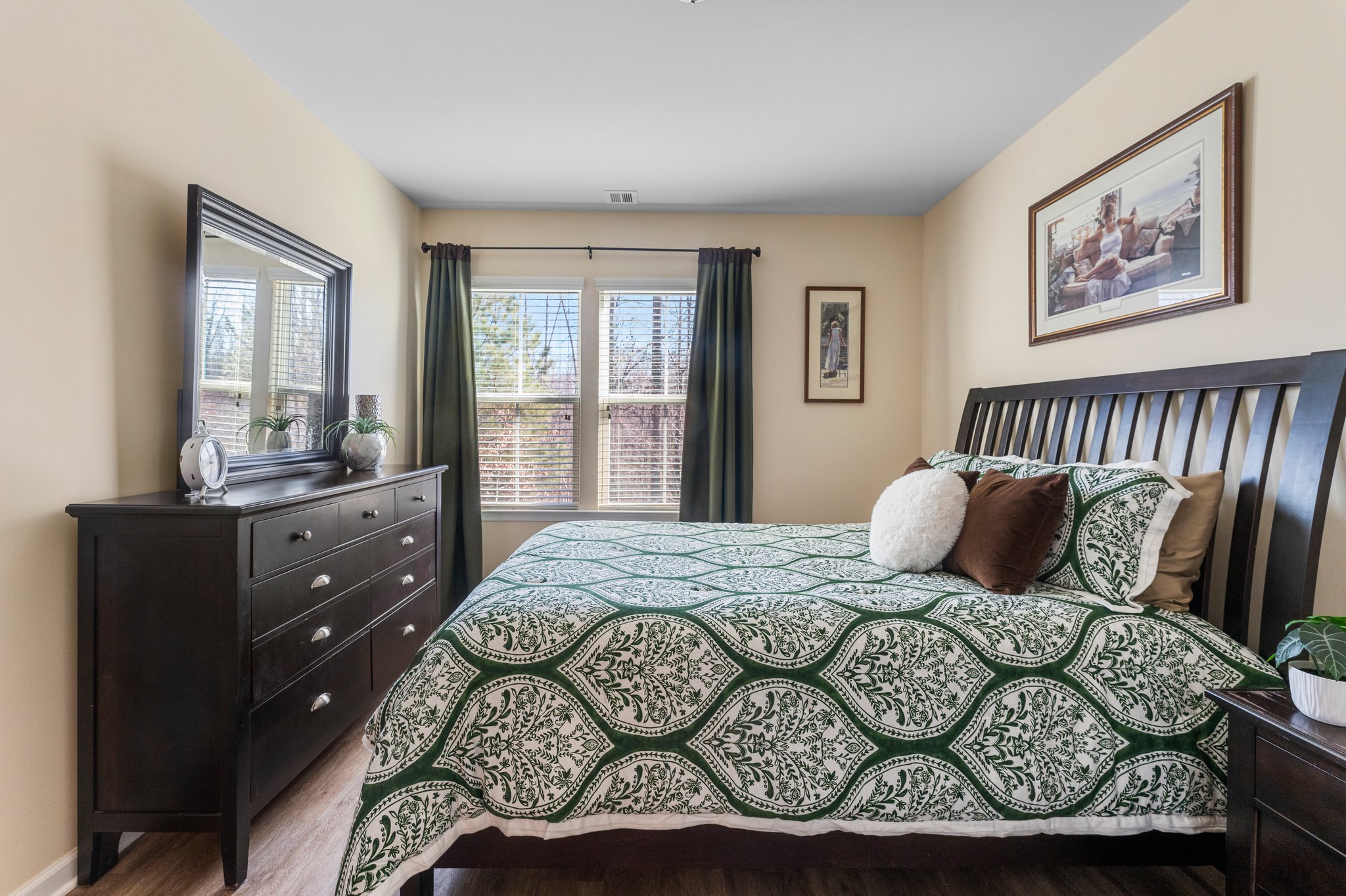 Guest Bedroom, another angle