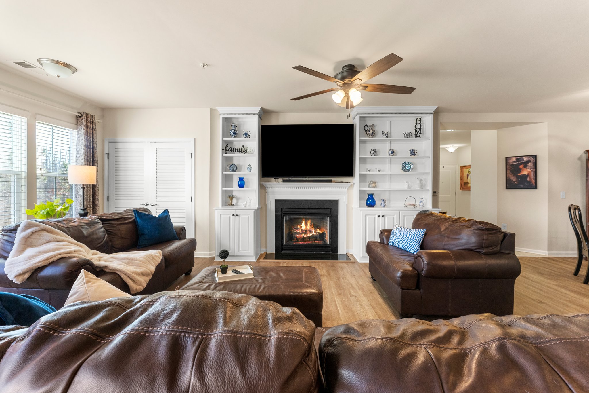 View towards foyer entrance