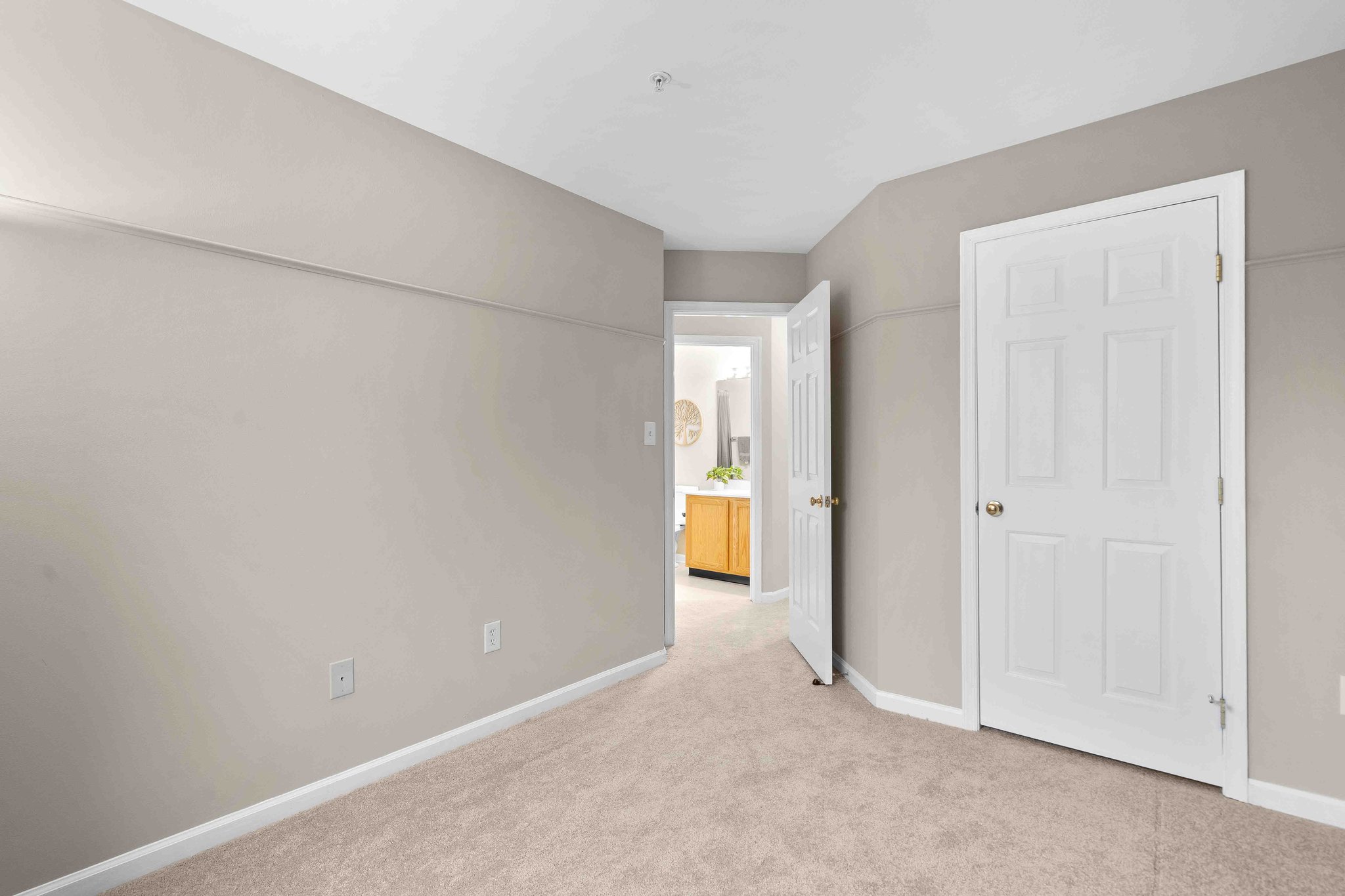 31. 13000 Prairie Knoll Ct.jpg