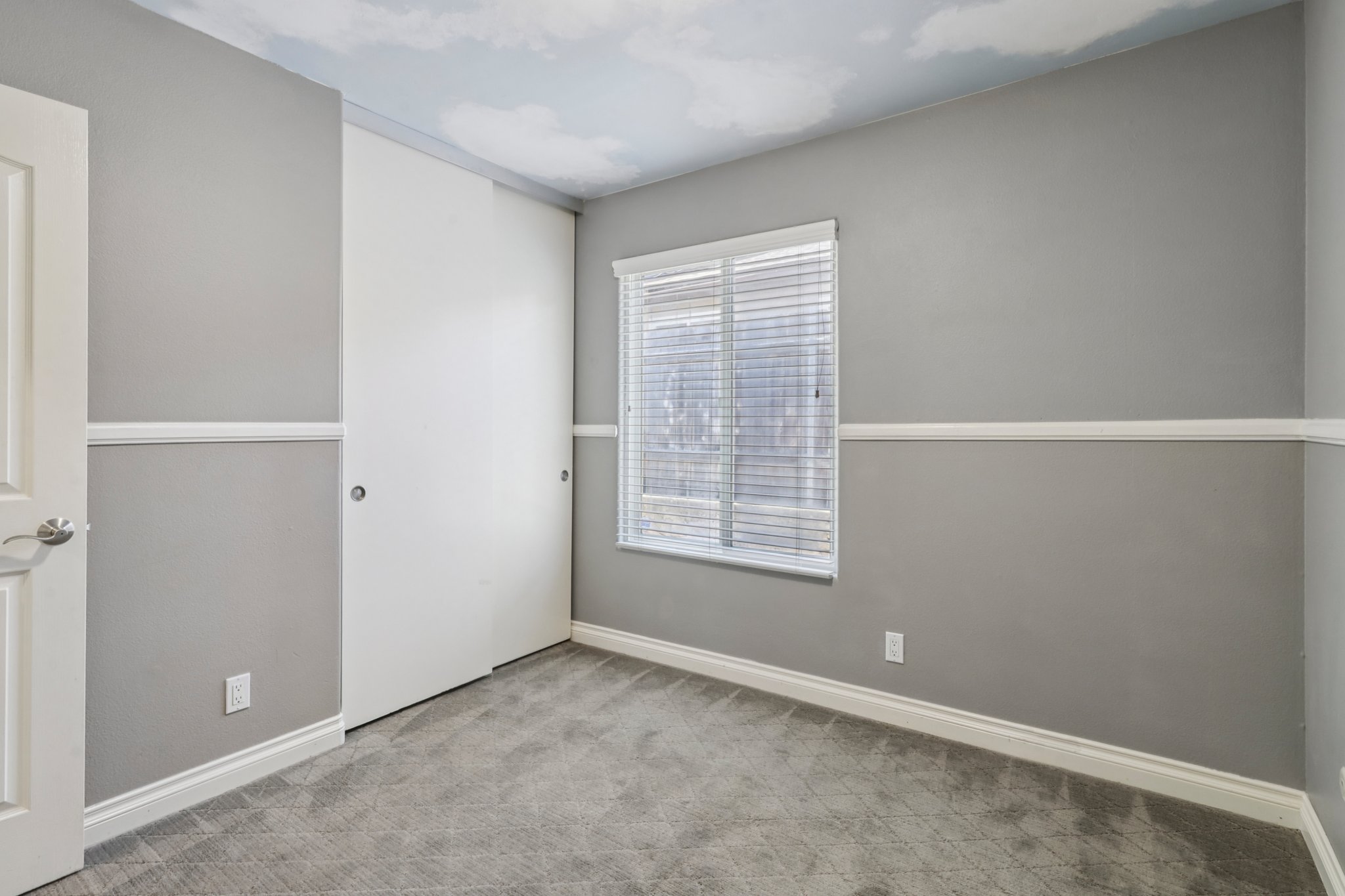 Standish Dr-0306-027.jpg