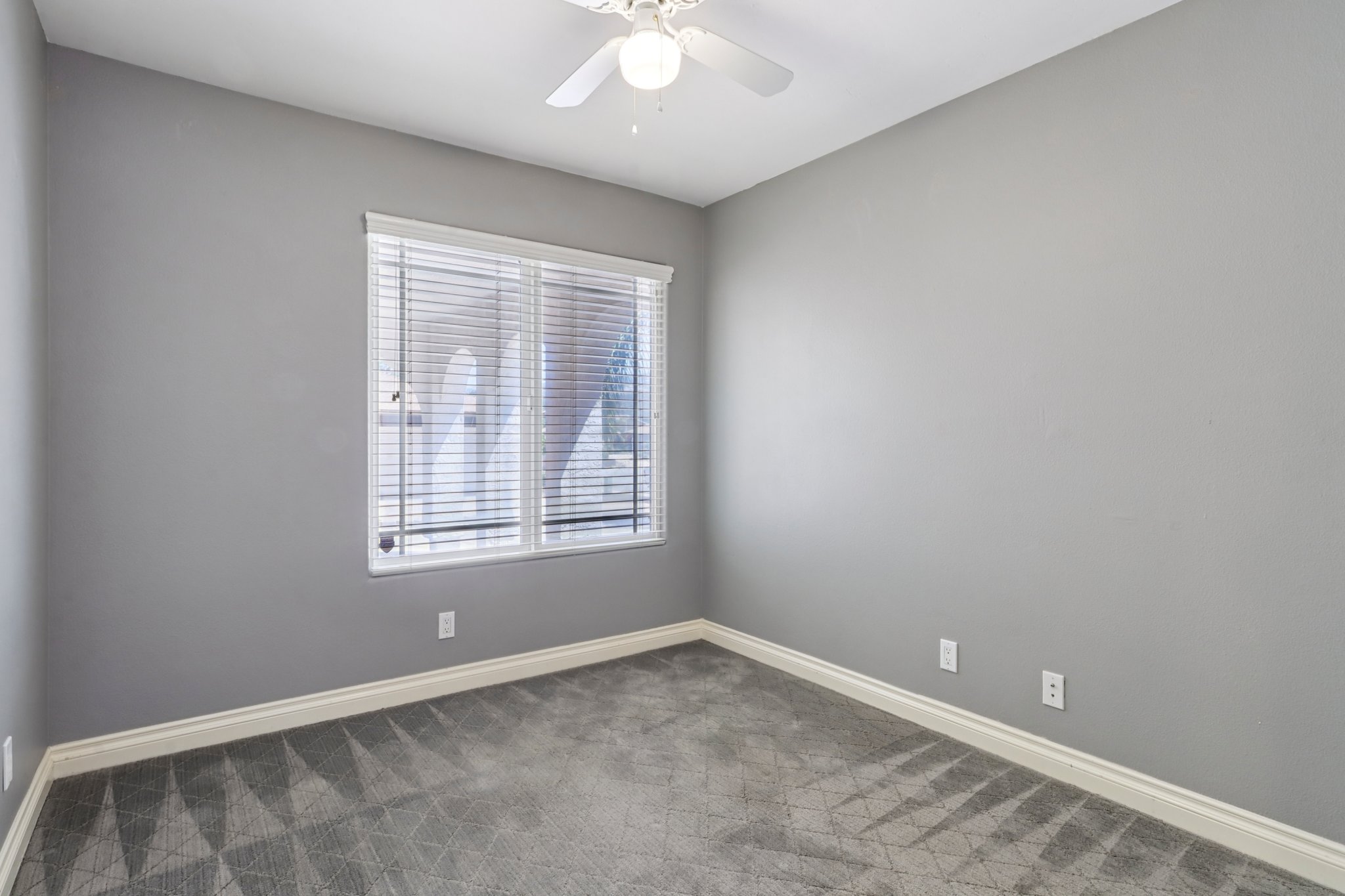 Standish Dr-0306-029.jpg
