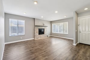 Standish Dr-0306-009.jpg