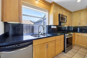 Standish Dr-0306-010.jpg