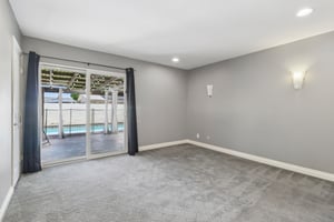 Standish Dr-0306-016.jpg