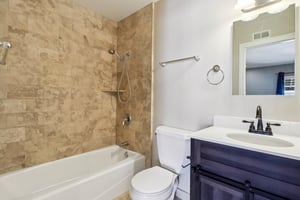Standish Dr-0306-020.jpg