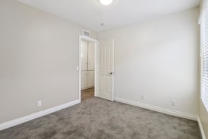 Standish Dr-0306-023.jpg