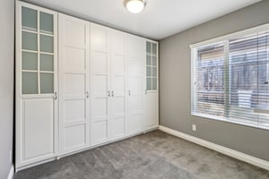 Standish Dr-0306-034.jpg