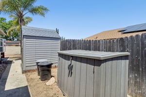 Standish Dr-0306-045.jpg