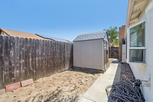 Standish Dr-0306-049.jpg