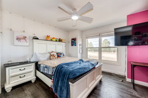  Photo 46