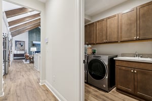 Justify Dr-S1312-028.jpg