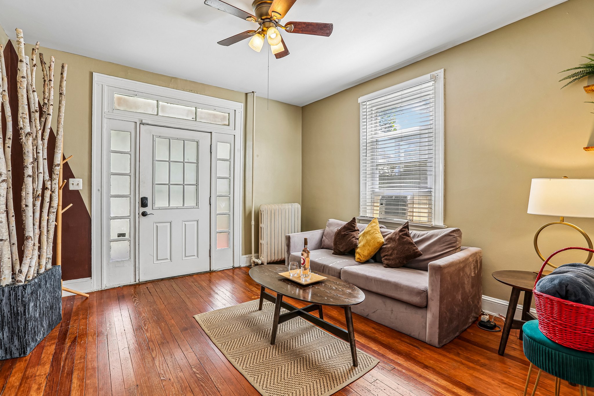 Appleby Ave-S1107-007.jpg