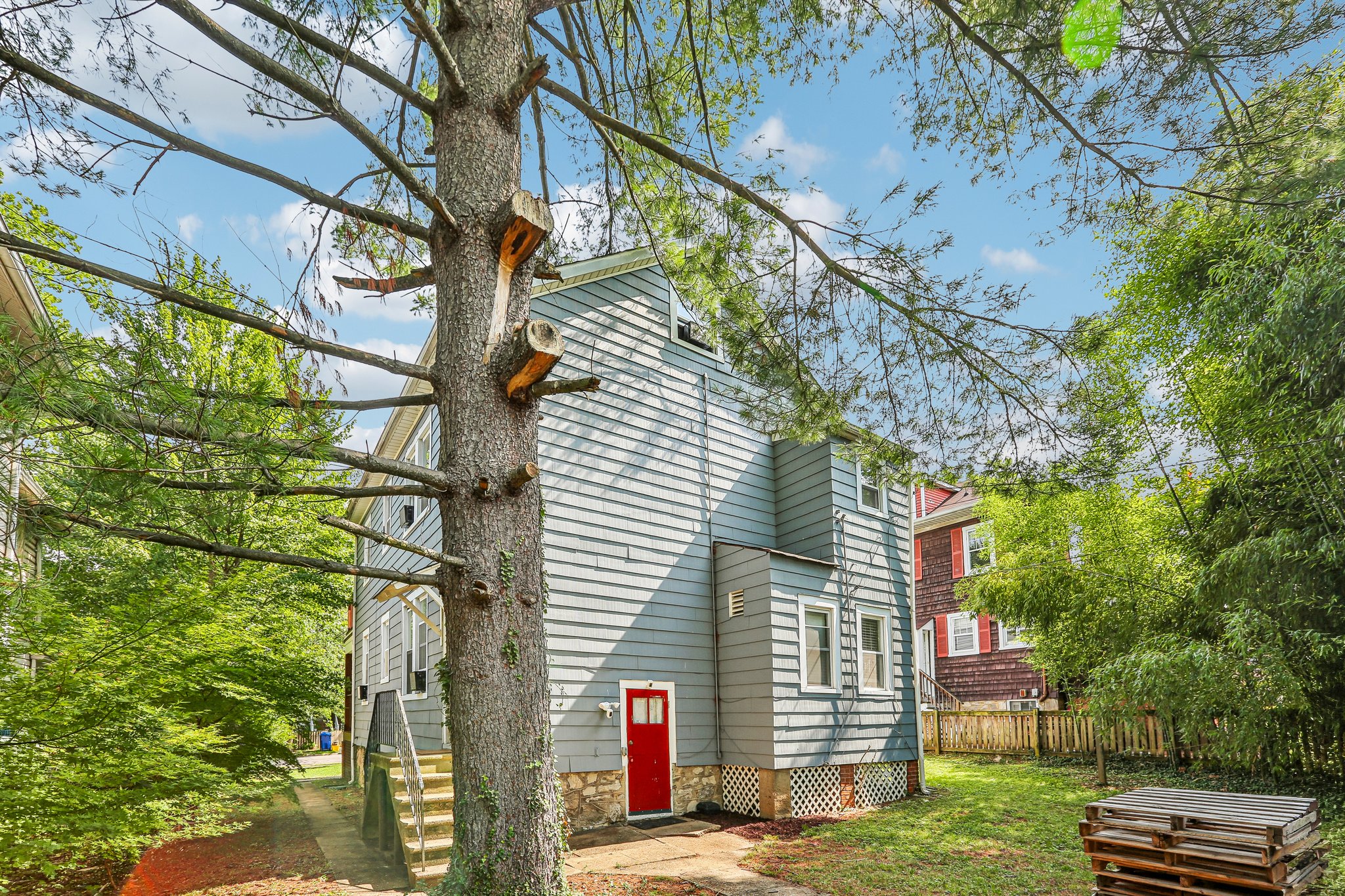 Appleby Ave-S1107-035.jpg