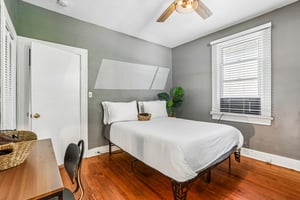Appleby Ave-S1107-019.jpg