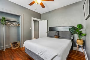 Appleby Ave-S1107-023.jpg