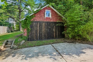 Appleby Ave-S1107-037.jpg