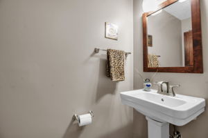  Photo 49
