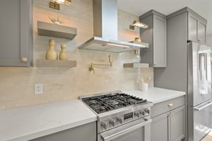  Photo 23