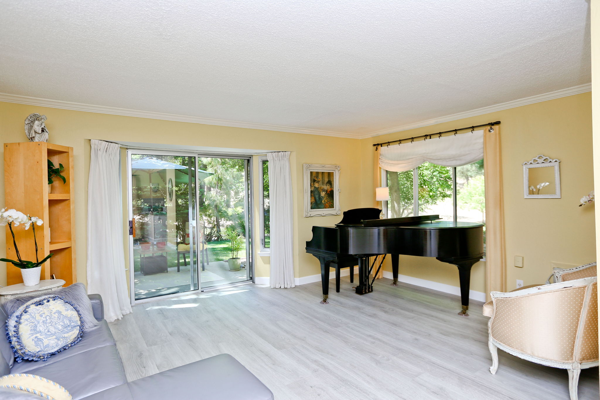  1301 Skycrest Dr 4, Walnut Creek, CA 94595, US Photo 2