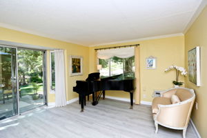  1301 Skycrest Dr 4, Walnut Creek, CA 94595, US Photo 3