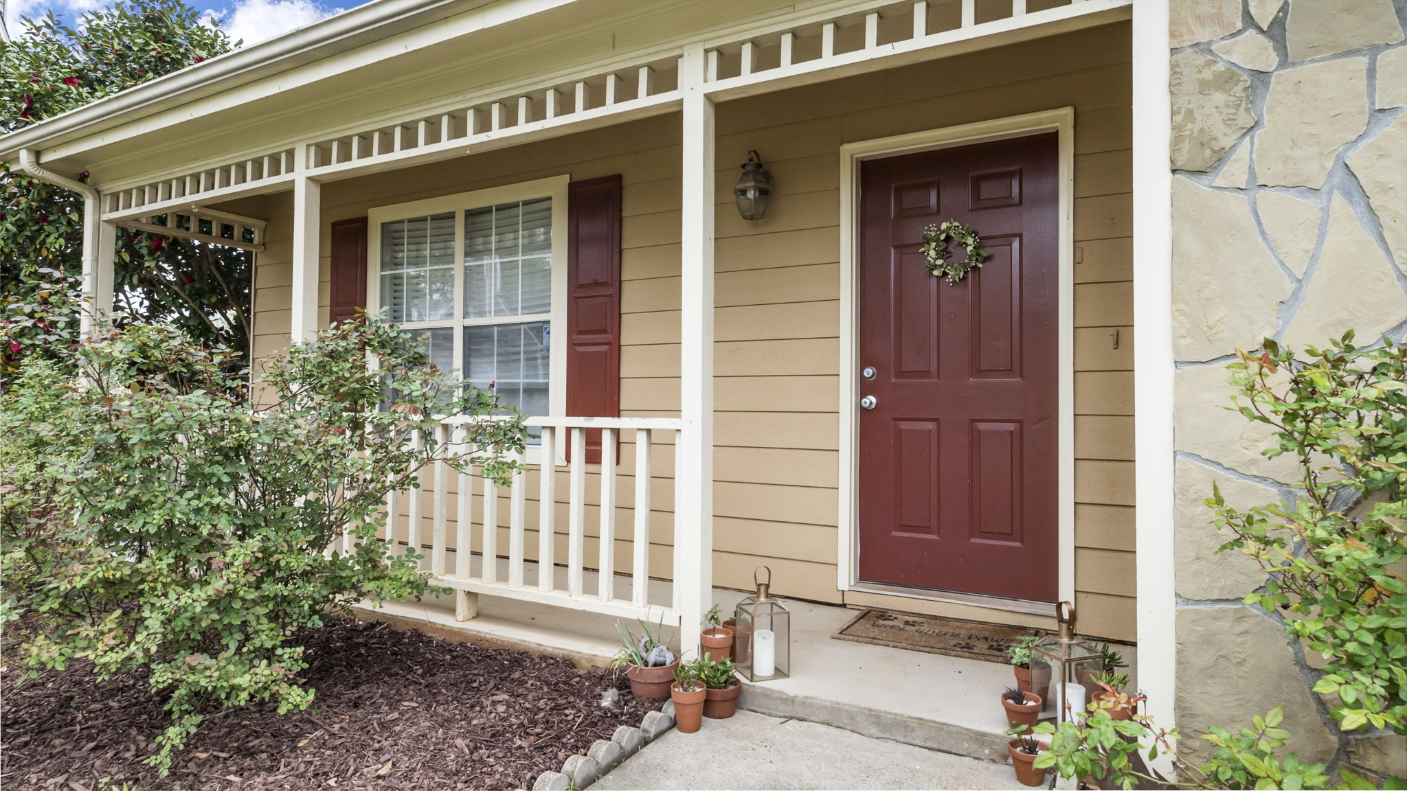  1301 Springmont Ct, Lawrenceville, GA 30043, US Photo 3