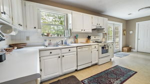  1301 Springmont Ct, Lawrenceville, GA 30043, US Photo 10