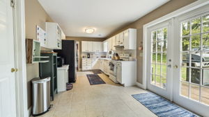  1301 Springmont Ct, Lawrenceville, GA 30043, US Photo 12