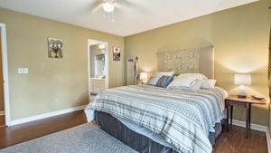  1301 Springmont Ct, Lawrenceville, GA 30043, US Photo 14