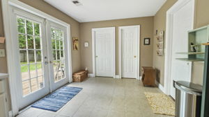  1301 Springmont Ct, Lawrenceville, GA 30043, US Photo 11