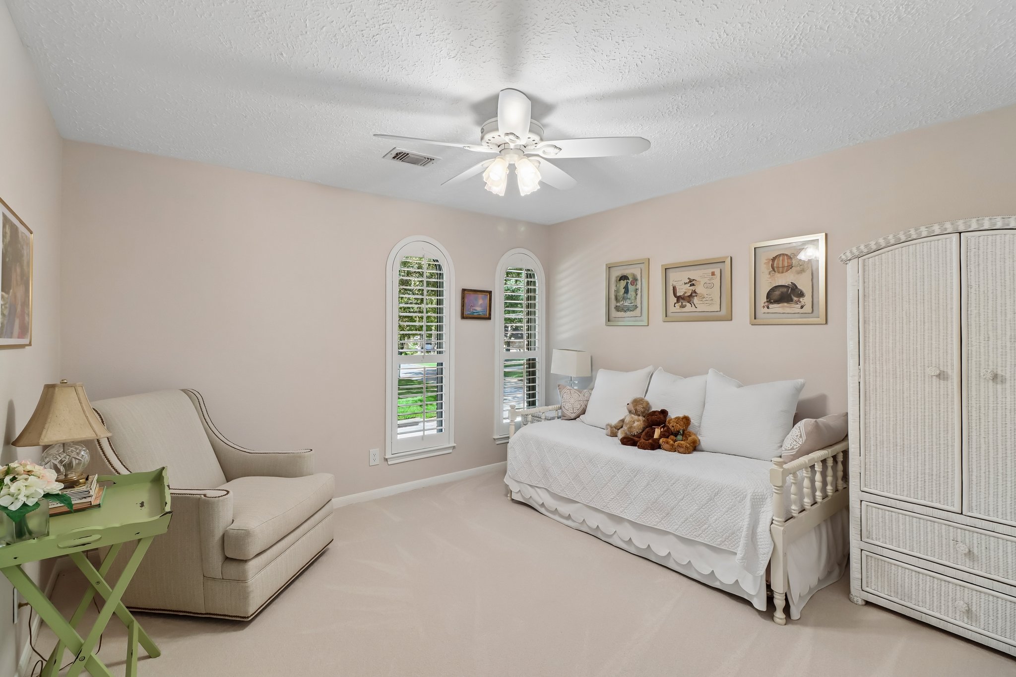 Finch Brook Dr-S1509-029.jpg