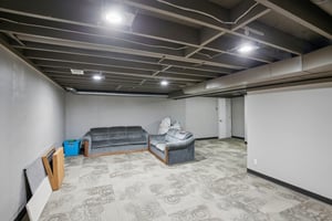 E 45th Terrace S-015.jpg