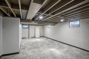 E 45th Terrace S-016.jpg