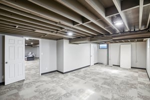 E 45th Terrace S-018.jpg