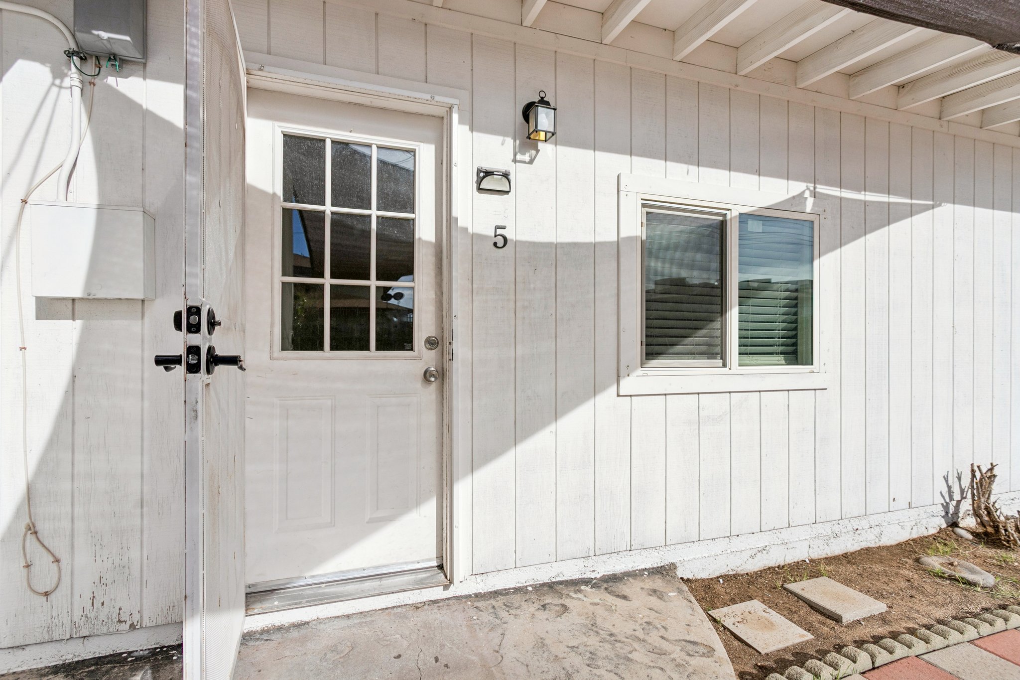 13017 N 20th St - 1,3,4,5 - 004.jpg