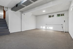 East Ave-S1010-025.jpg