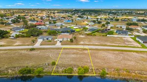 Aerial Rear Exterior - Lot Lines 1.jpg