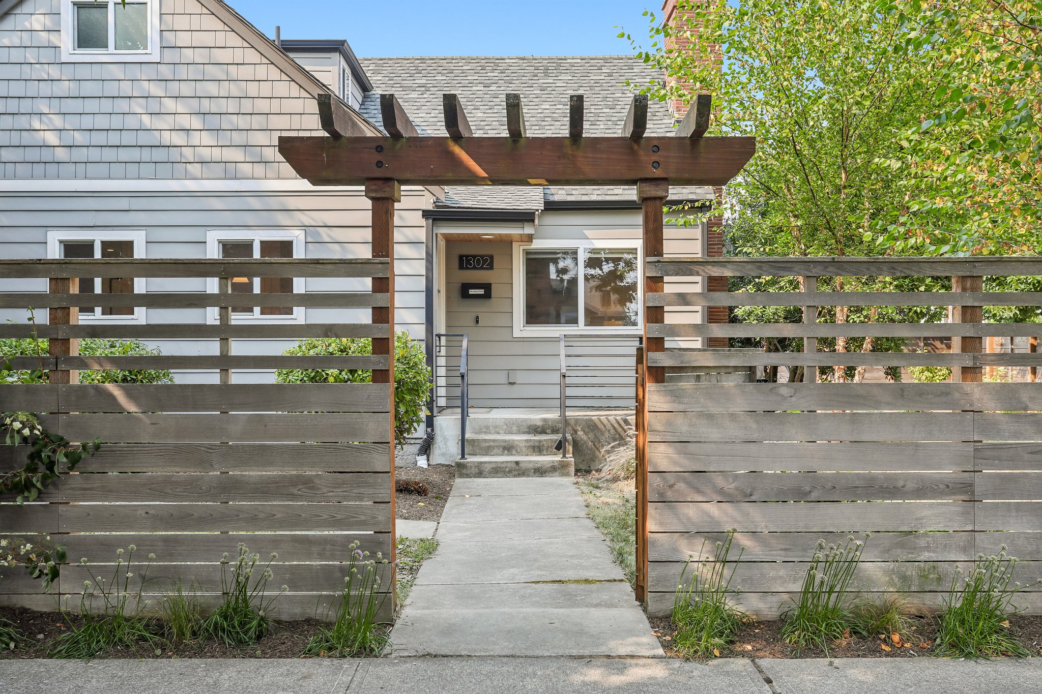 NW 90th St-S0508-002.jpg