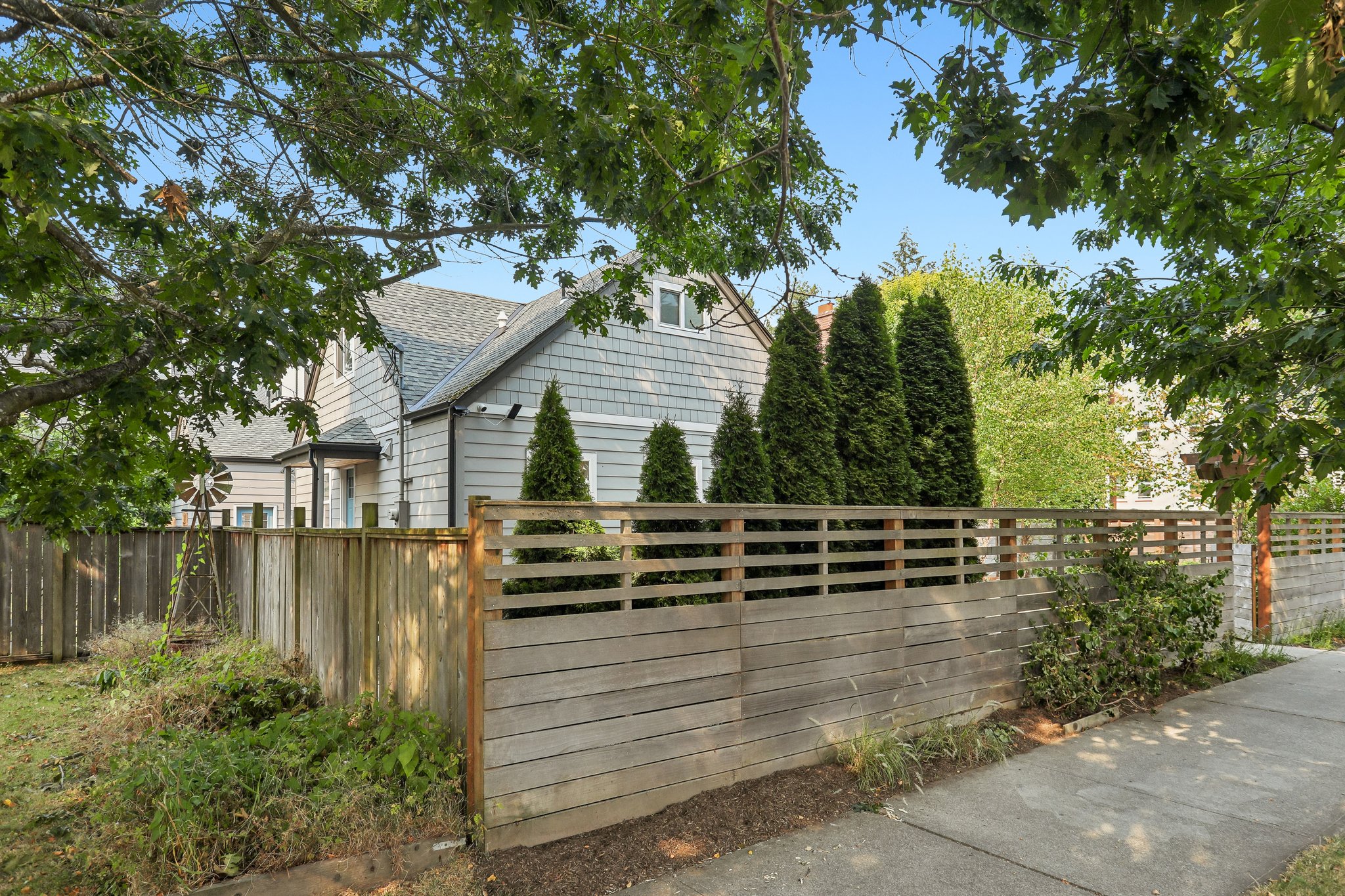NW 90th St-S0508-003.jpg