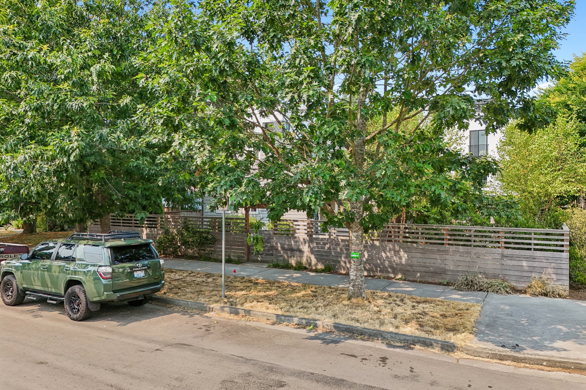 NW 90th St-S0508-043.jpg