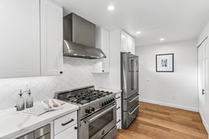 NW 90th St-S0508-015.jpg