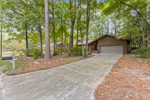 1302 Sonata St, Greenville, NC 27858, USA Photo 2