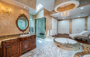 Primary Bathroom1f