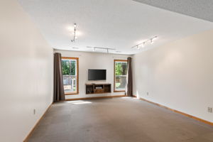 1303 NE 103rd St-029