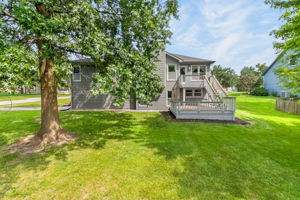 1303 NE 103rd St-006
