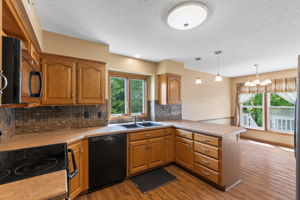 1303 NE 103rd St-016