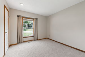 1303 NE 103rd St-024