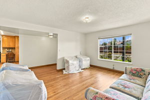 Formal Entry leads to Living Rm, Formal Dining Rm & Kitchen