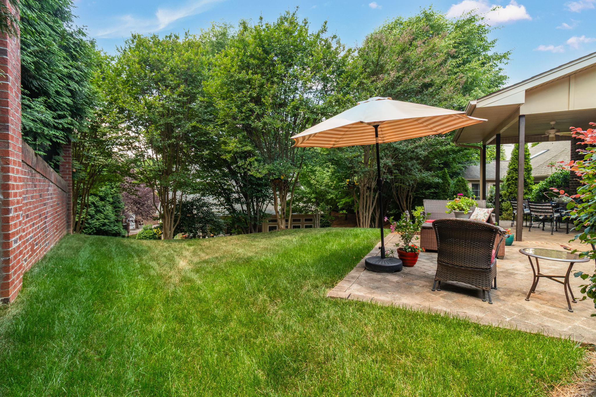 1303 Westridge Forest Ct-40