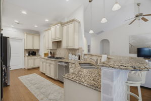 1303 Westridge Forest Ct-17