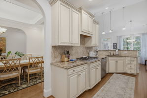 1303 Westridge Forest Ct-19